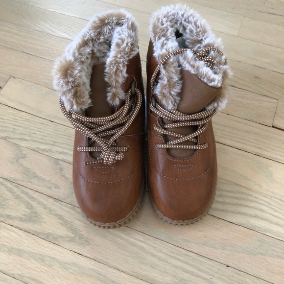 Selling Brand New Carters toddler boy work boots! - Picture 6 of 10